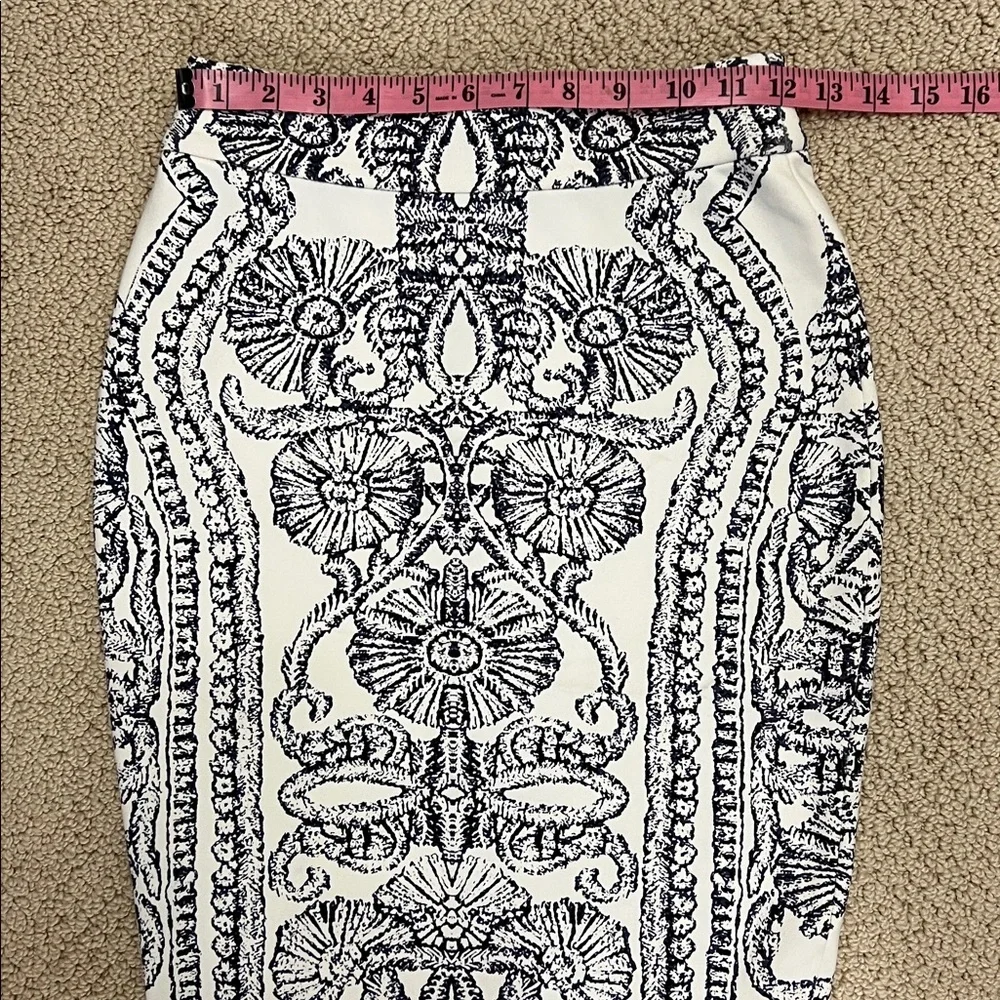 NEW Elliatt Elements Revolve Pencil Bodycon Hourglass Boho Midi Skirt XS